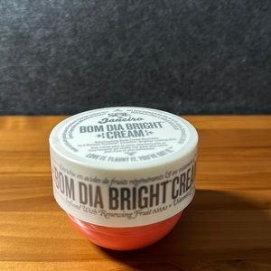 Sol de Janeiro bom dia bright cream